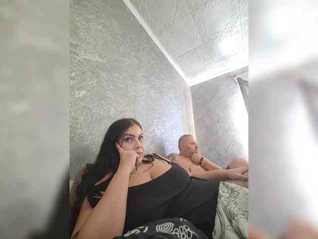 Cleopatra1990 webcam