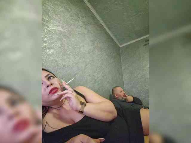 Cleopatra1990 webcam