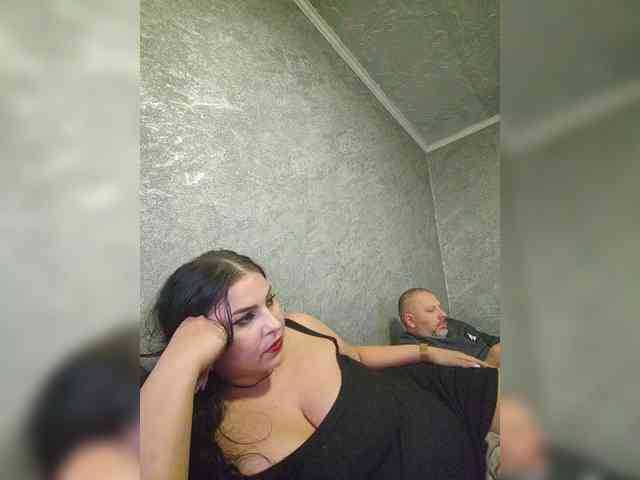 Cleopatra1990 webcam