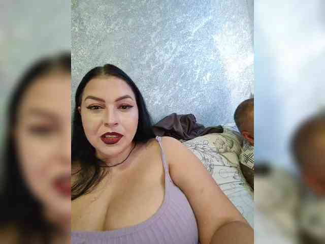Cleopatra1990 webcam