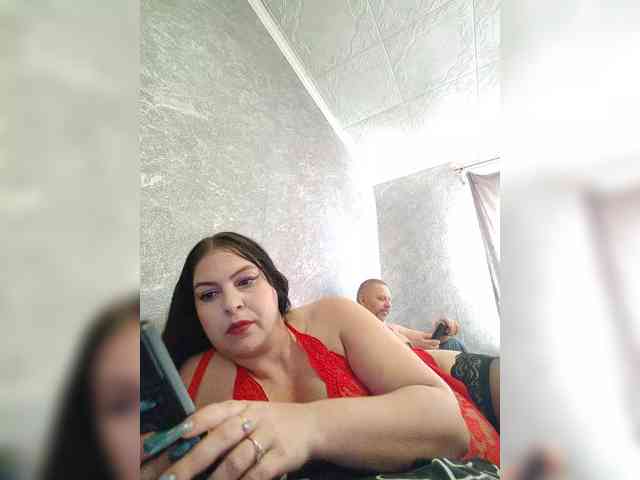 Cleopatra1990 webcam