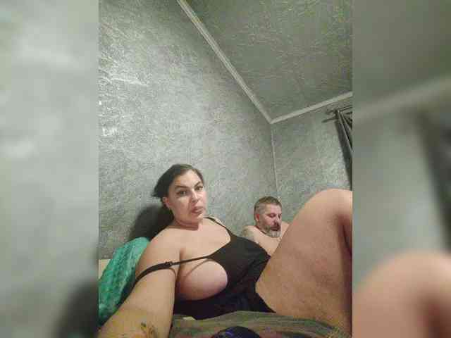 Cleopatra1990 webcam