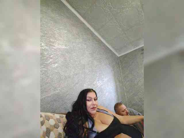 Cleopatra1990 webcam