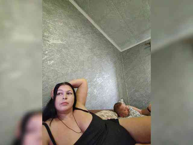 Cleopatra1990 webcam