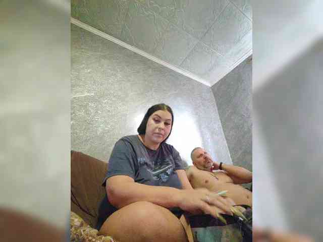 Cleopatra1990 webcam