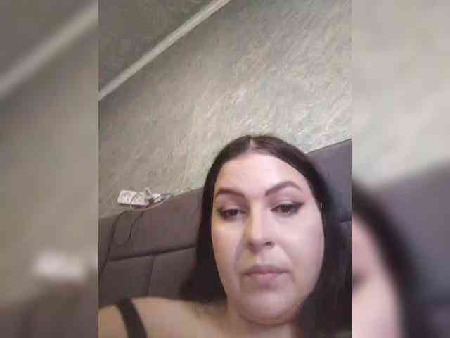 Cleopatra1990 webcam