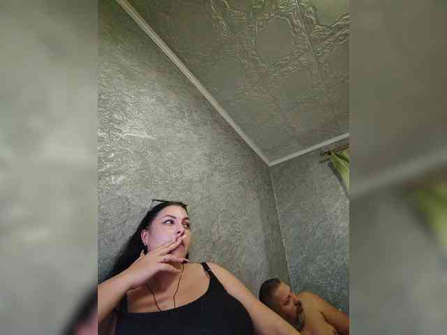 Cleopatra1990 webcam