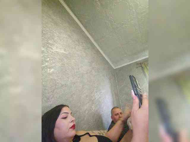 Cleopatra1990 webcam