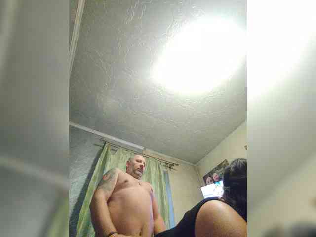 Cleopatra1990 webcam