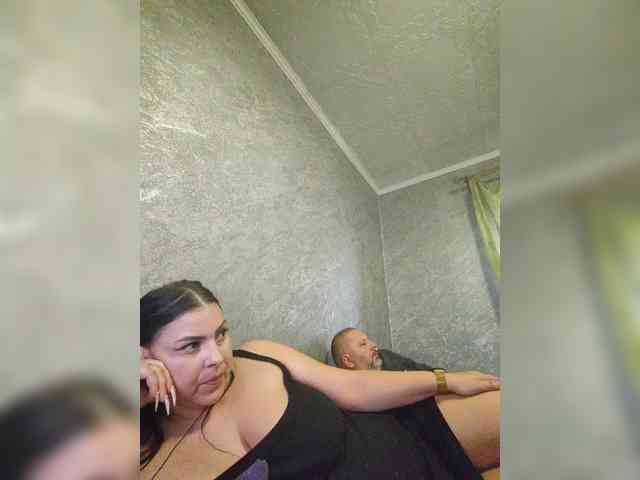 Cleopatra1990 webcam