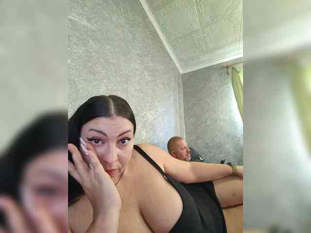 Cleopatra1990 webcam