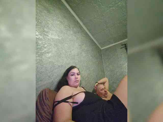 Cleopatra1990 webcam