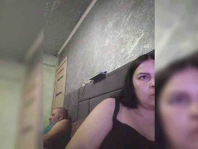 Cleopatra1990 webcam