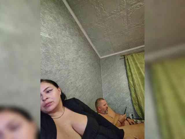 Cleopatra1990 webcam