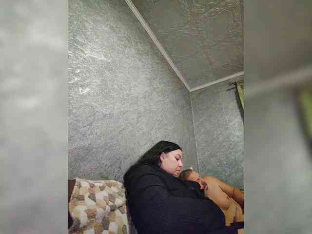 Cleopatra1990 webcam