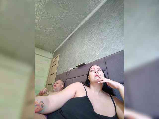 Cleopatra1990 webcam