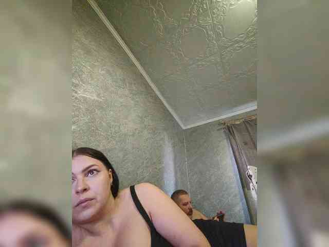 Cleopatra1990 webcam