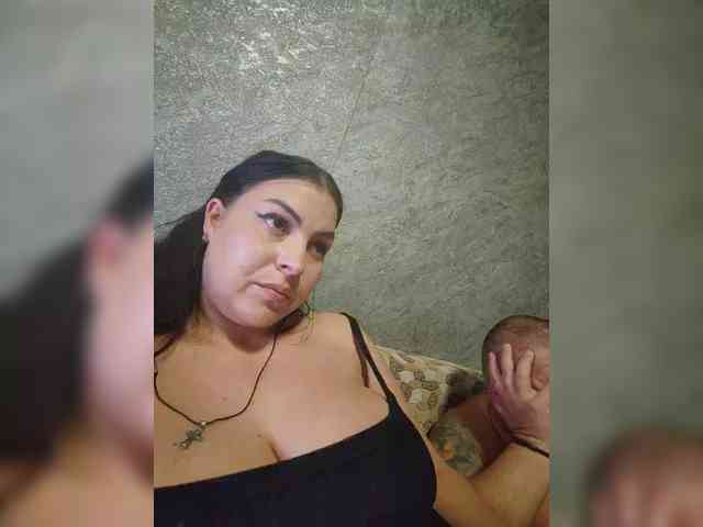 Cleopatra1990 webcam