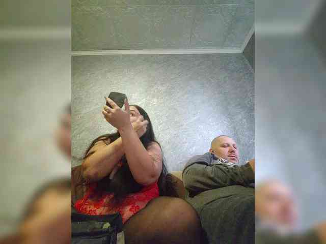 Cleopatra1990 webcam