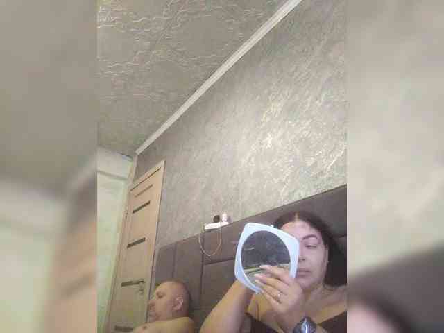 Cleopatra1990 webcam