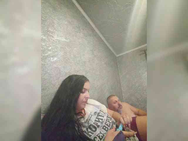 Cleopatra1990 webcam