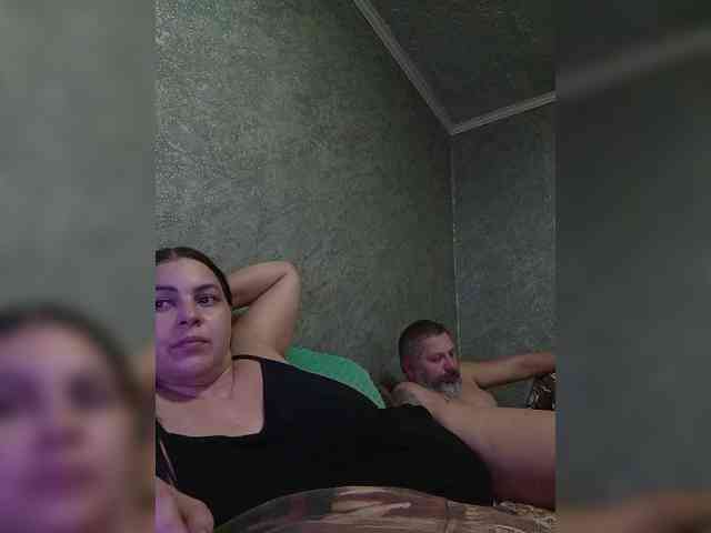 Cleopatra1990 webcam