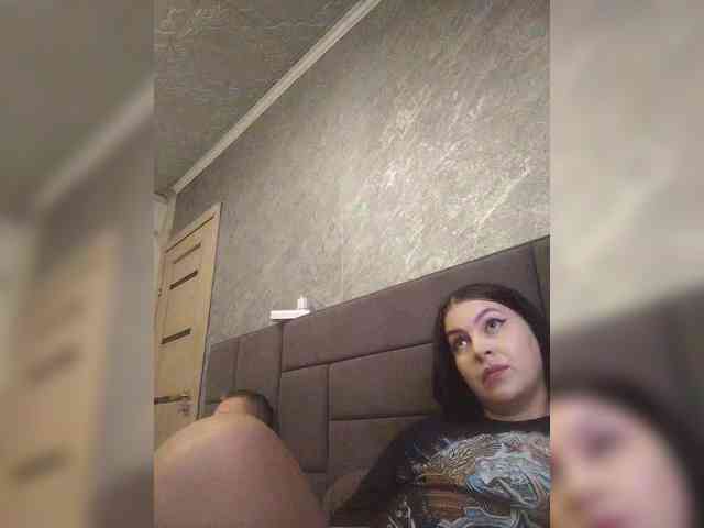 Cleopatra1990 webcam