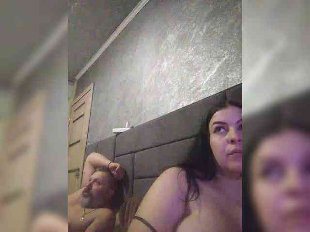 Cleopatra1990 webcam