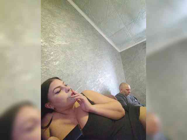 Cleopatra1990 webcam