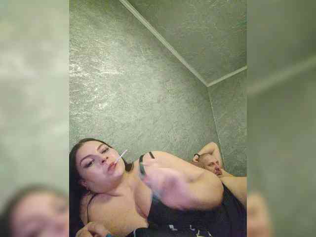 Cleopatra1990 webcam