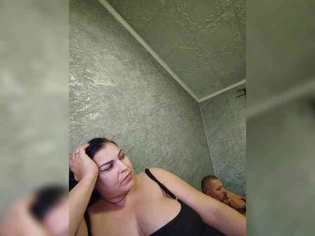 Cleopatra1990 webcam