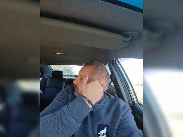 Cleopatra1990 webcam