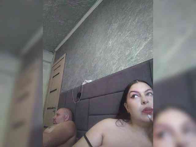 Cleopatra1990 webcam