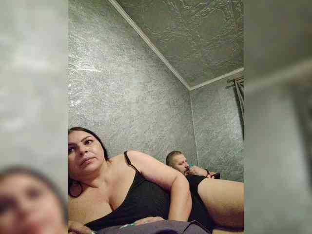 Cleopatra1990 webcam