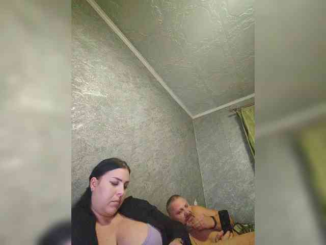 Cleopatra1990 webcam