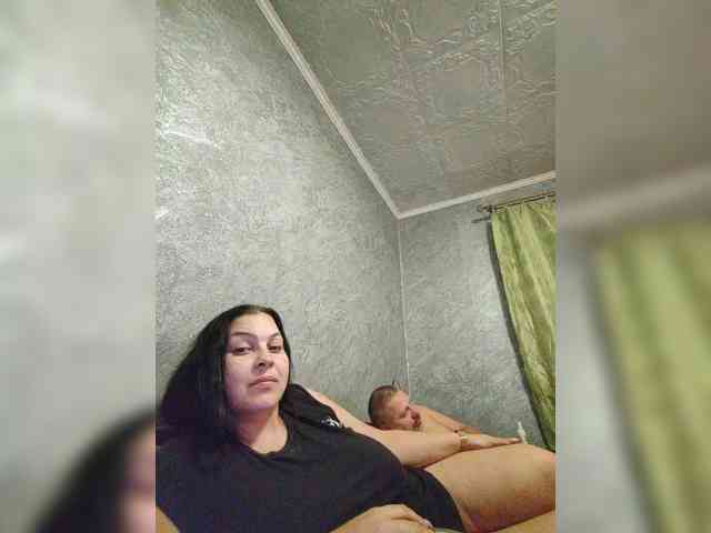 Cleopatra1990 webcam