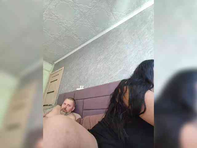 Cleopatra1990 webcam