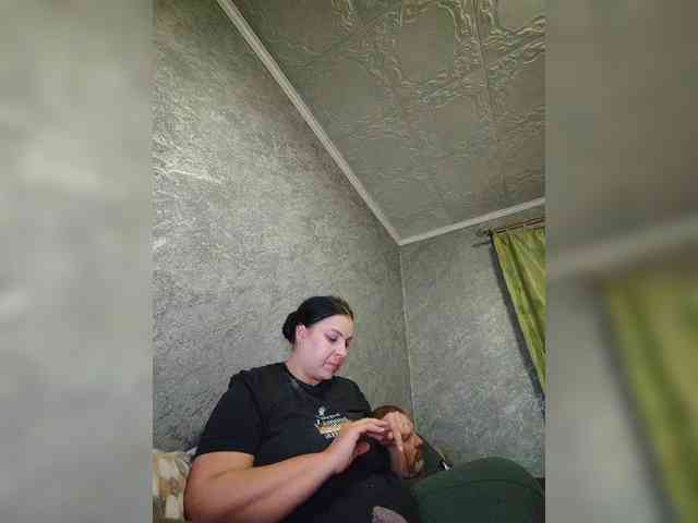 Cleopatra1990 webcam