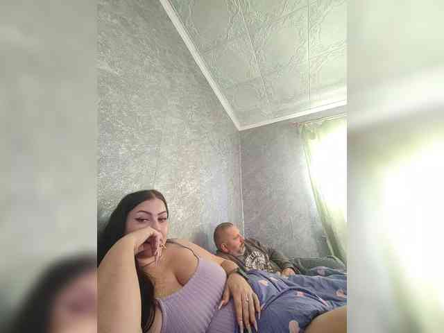 Cleopatra1990 webcam