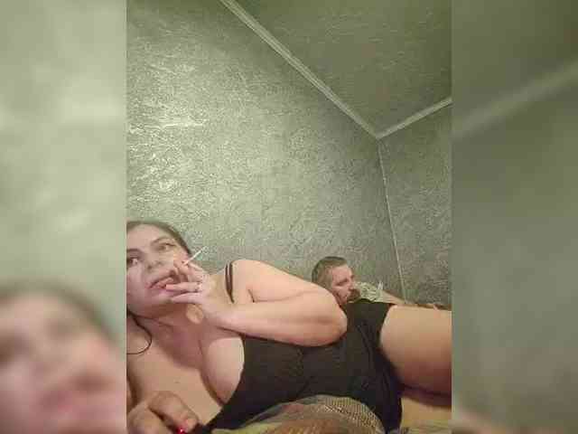 Cleopatra1990 webcam