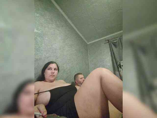 Cleopatra1990 webcam