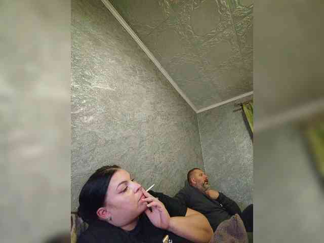 Cleopatra1990 webcam