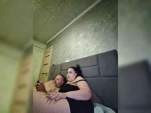 Cleopatra1990 webcam