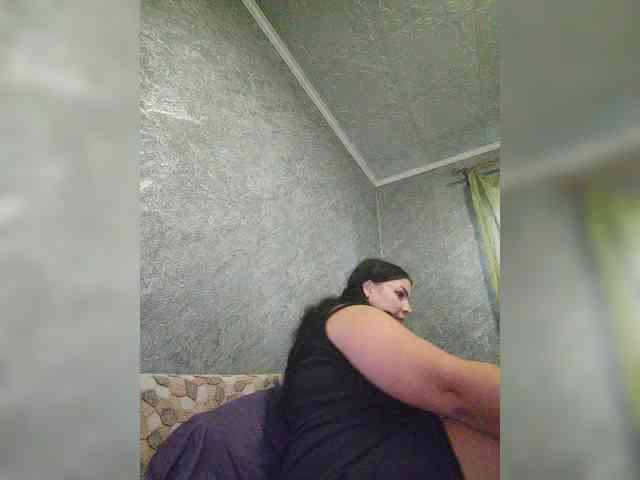 Cleopatra1990 webcam