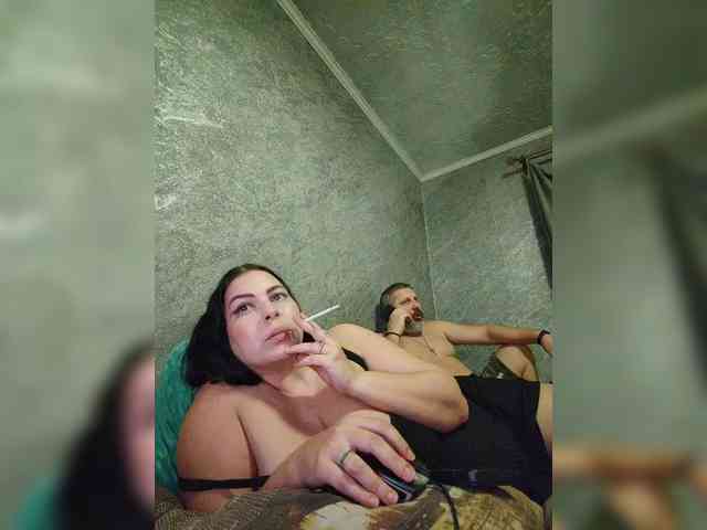 Cleopatra1990 webcam