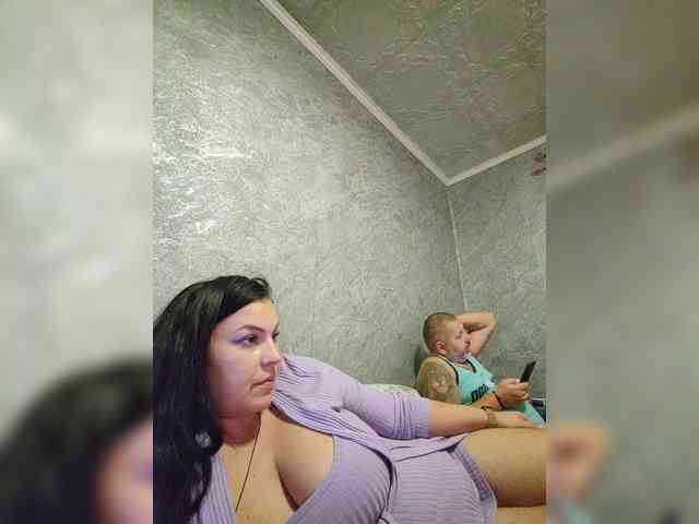 Cleopatra1990 webcam