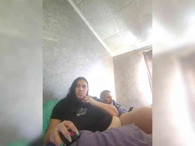 Cleopatra1990 webcam