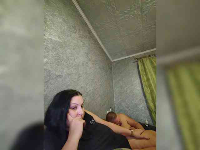 Cleopatra1990 webcam