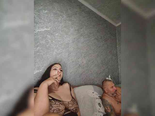Cleopatra1990 webcam