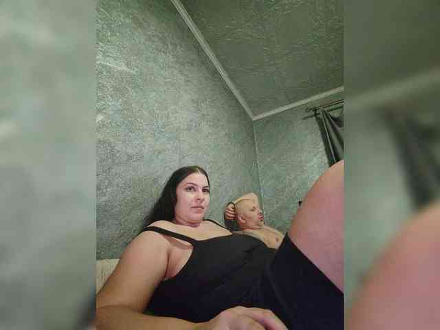 Cleopatra1990 webcam